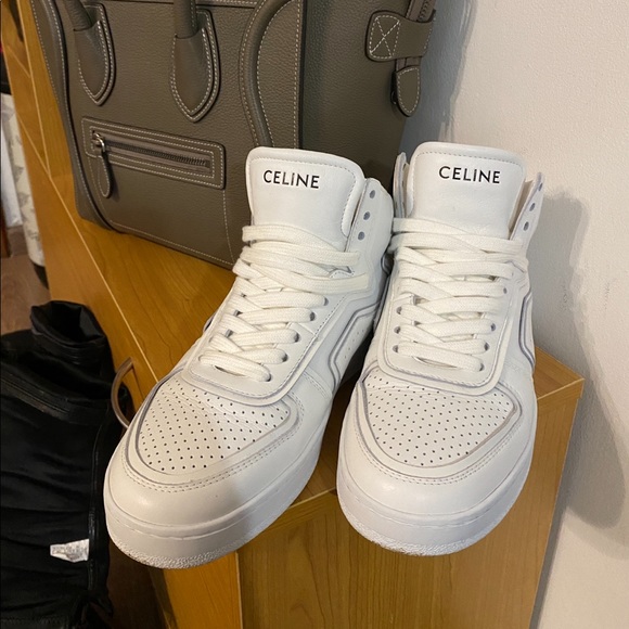 Celine Sneakers woman size 36 ( fits small) so regular 37 like new!!! - Picture 4 of 16
